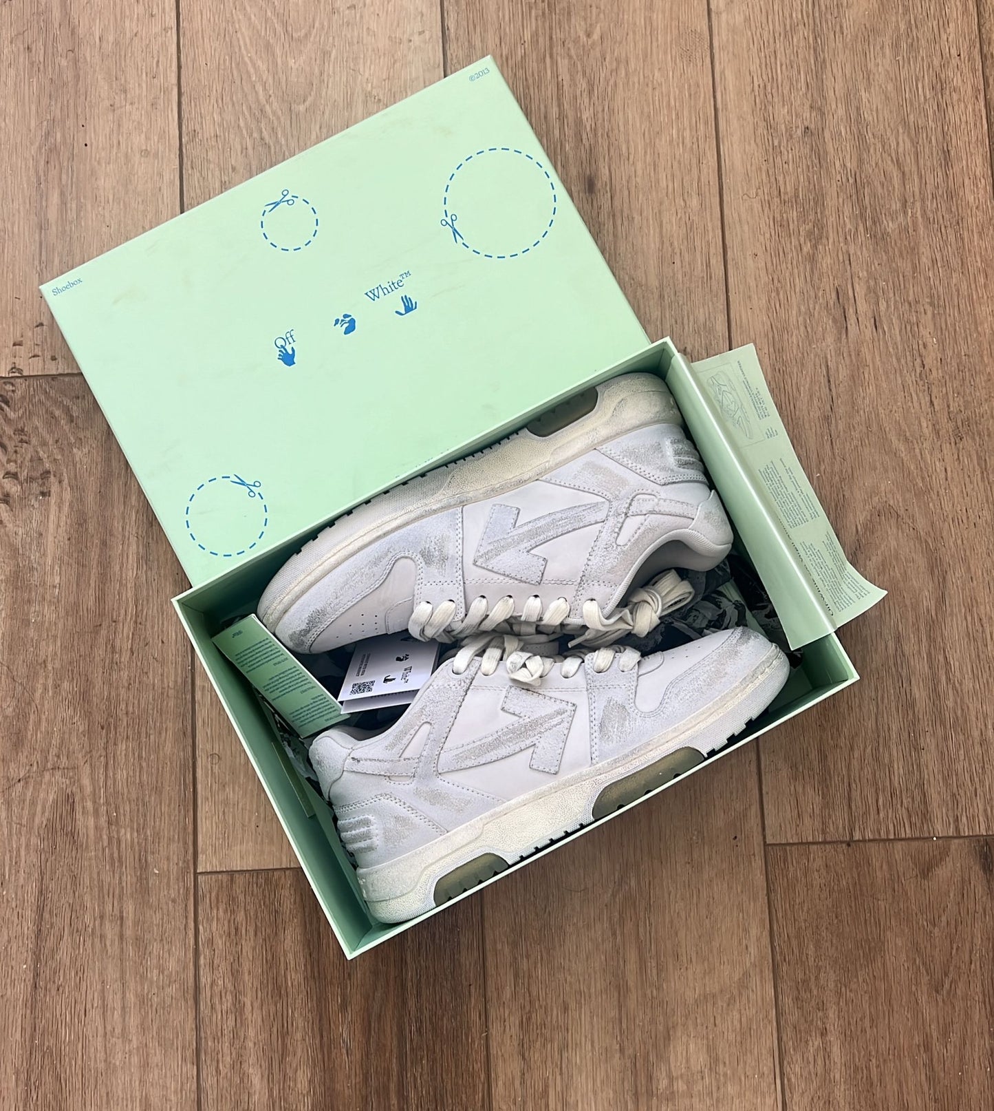 Off white office Vintage