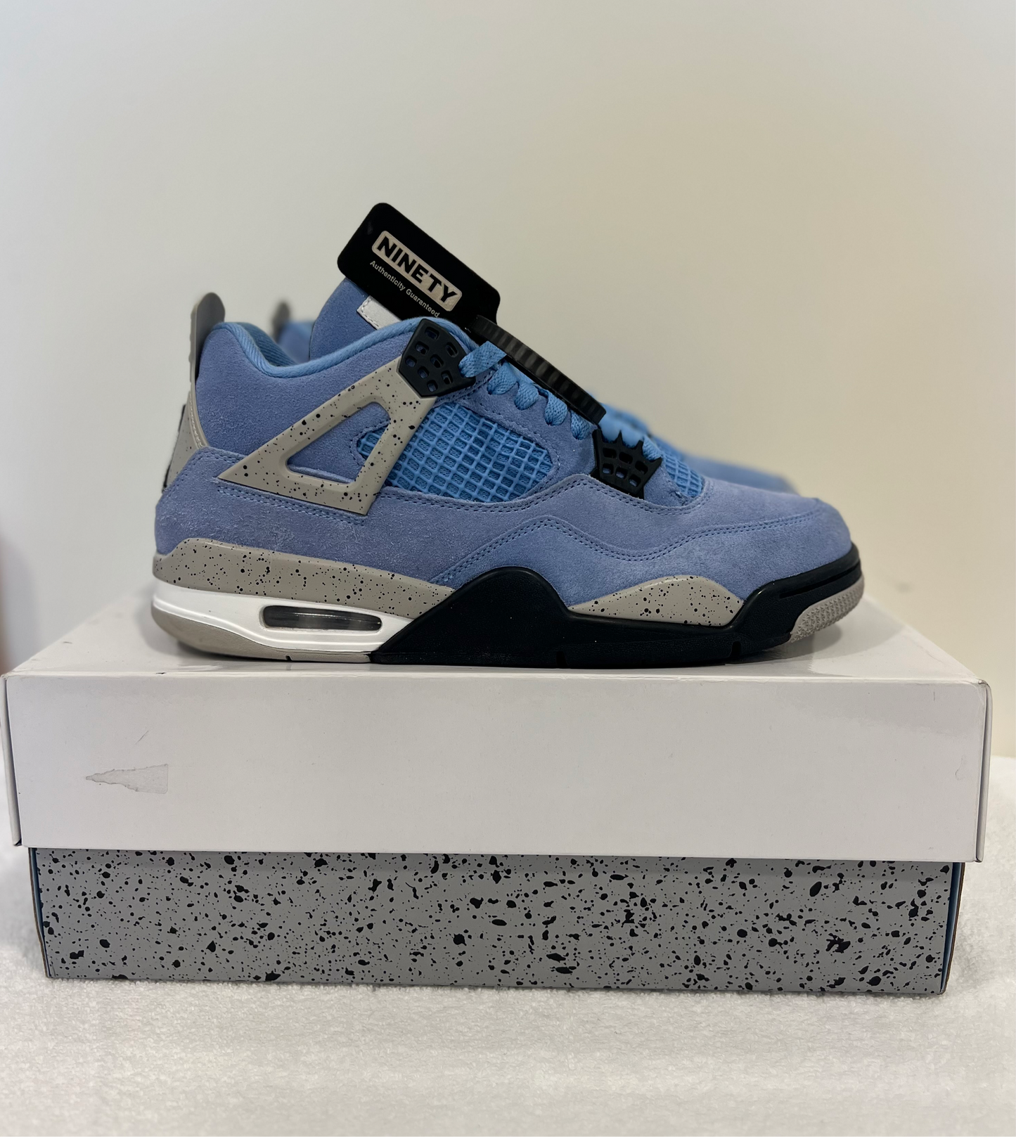 Jordan 4 University Blue