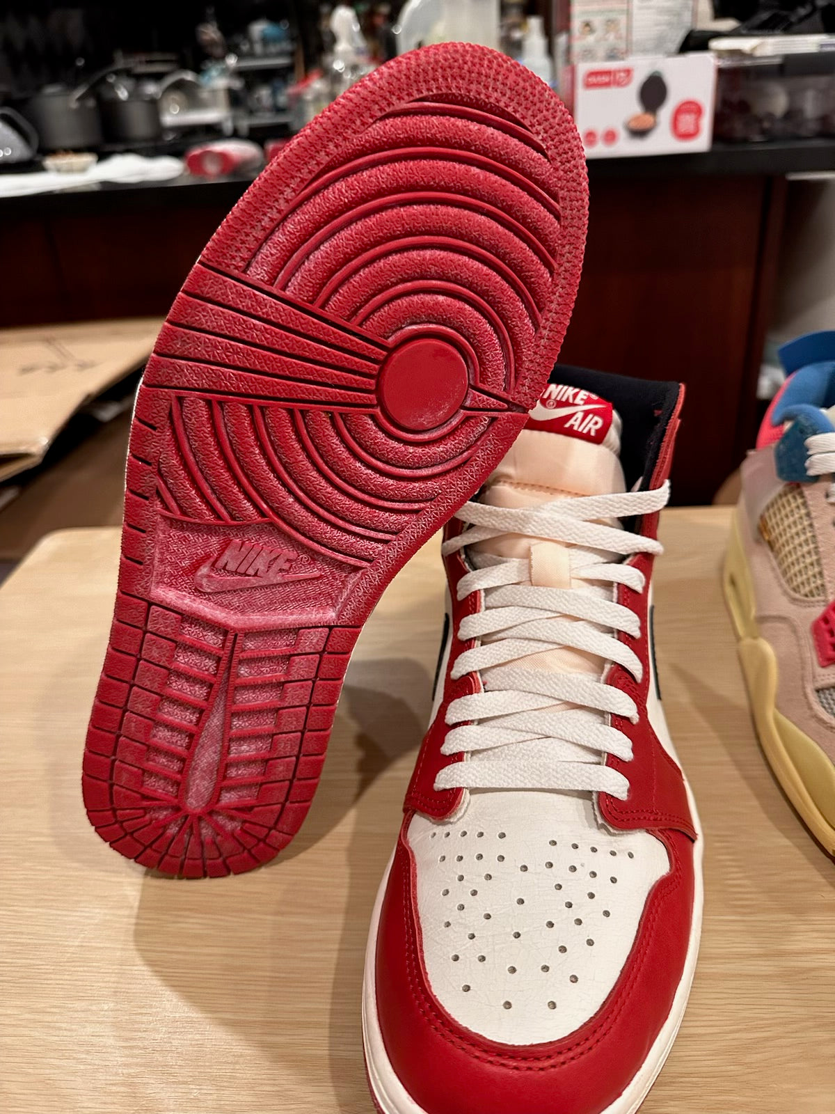 Jordan 1 Chicago Lost and found