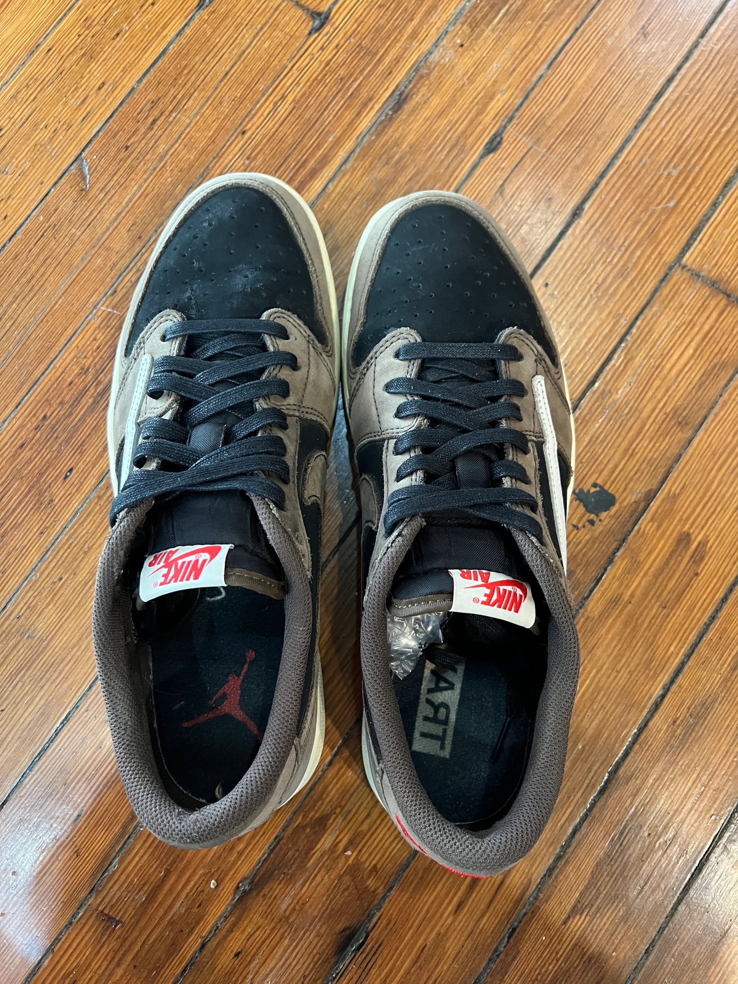 Jordan 1 Low x Travis Scott “Mocha”