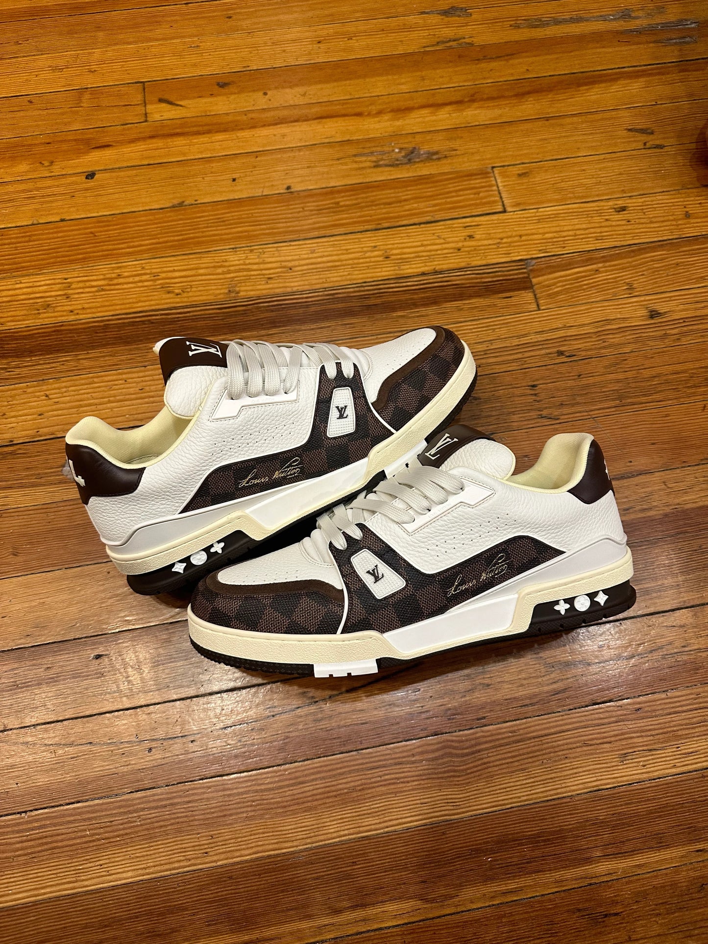 Louis Vuitton Trainer “Brown Creme”