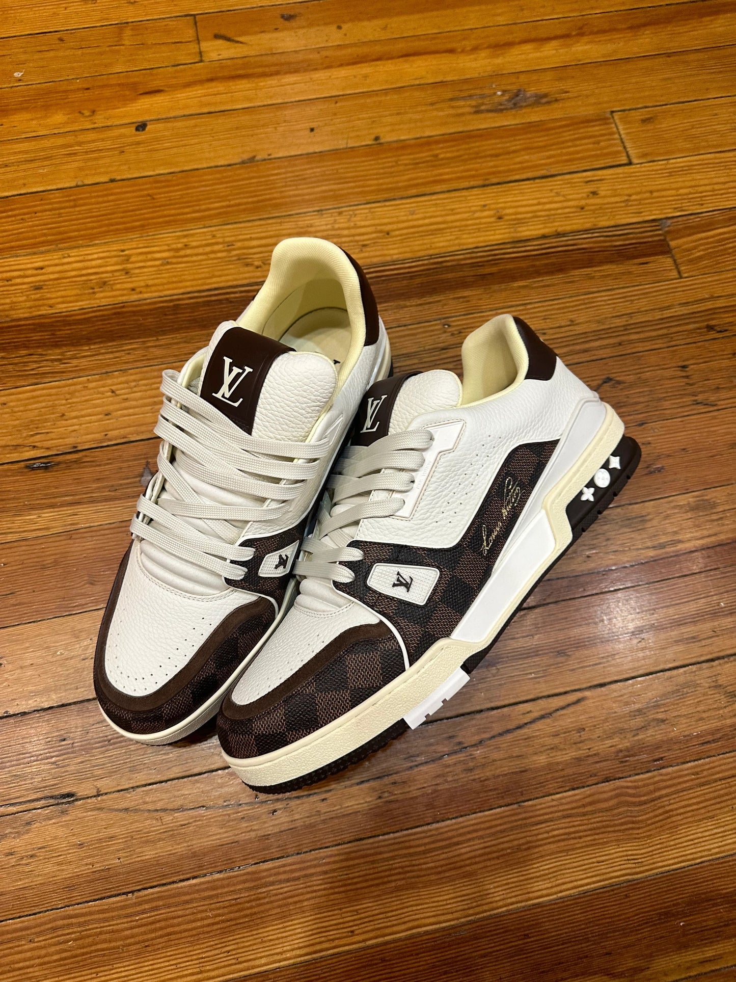Louis Vuitton Trainer “Brown Creme”